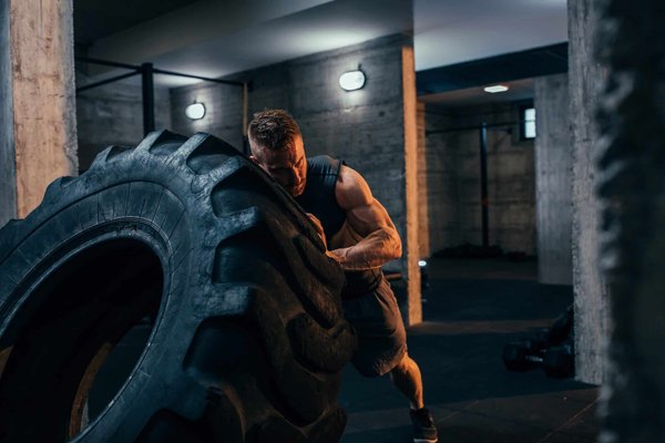 Comment les basketteurs peuvent-ils tirer profit des sessions d'entraînement mental en dehors du terrain ?